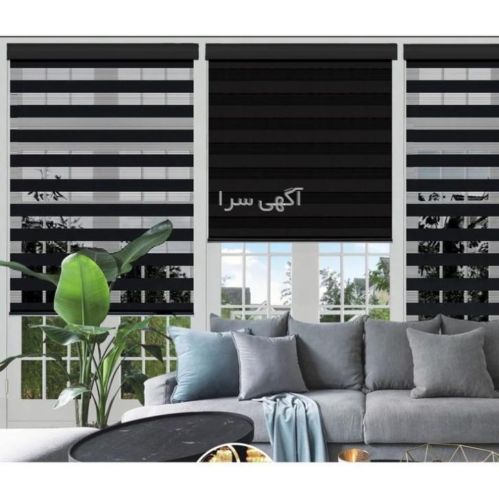 آگهی گذاشتن در دیوار