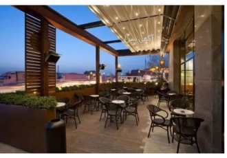 فروش سقف متحرک سقف متحرک به سقفی گفته می شود که امکان بازو بسته شدن