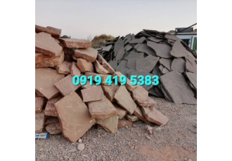 فروشنده سنگ مالون؛ تخته ای به قیمت ارزان ب لاشه ای