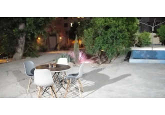 سرای مریم شیراز اقامتگاهی در مرکز شهر شیراز با امکانات کافی و حیاطی