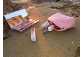 کیف لوازم آرایش فروش و سفارش کیف لوازم آرایش بطور عمده و خرده