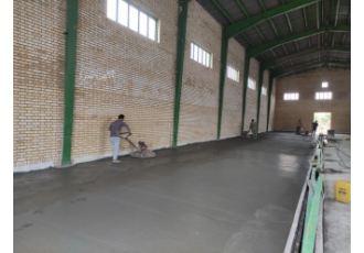 اجرای بتن ریزی و پیوینگ با ماله پروانه در استان مرکزی