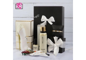 خرید هدیه و کادو بهمراه پک های مناسبتی یادمه شاپ یک سایت تخصصی در زمینه