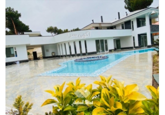 فروش باغ ویلا ۲۴۰۰ متری لوکس و مدرن در زیبادشت کرج