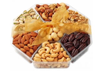عید با بابات با یه عالمه آجیل و شکلات! محصولات آجیل و خشکبار quot بابات